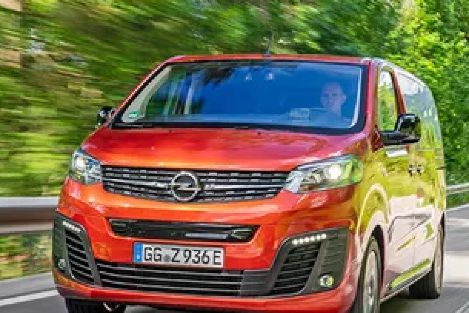 zafira, vivaro van de passagers